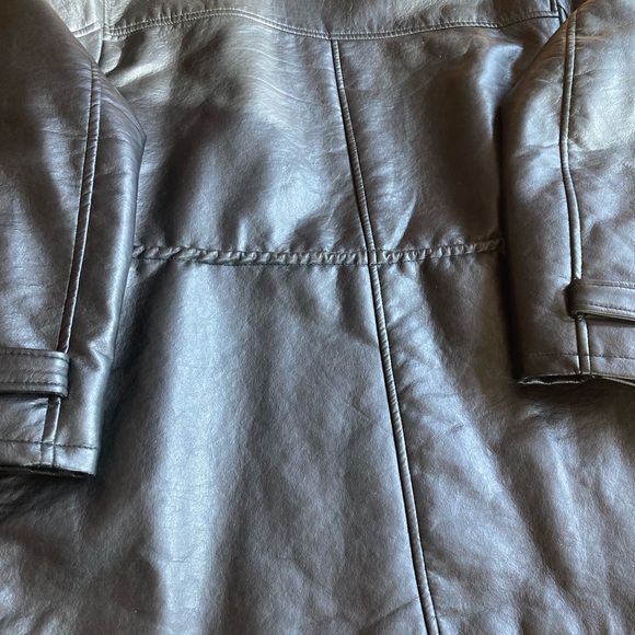 ( Armani brand) GV Emporio men’s coat size vegan leather, large - Picture 6 of 16